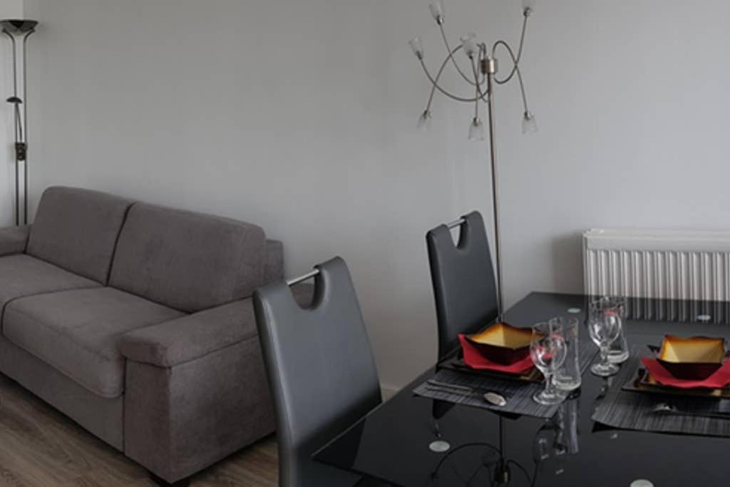 Beau Studio Renove 30M2 Balcon Vue Paris+Parking Διαμέρισμα Εξωτερικό φωτογραφία